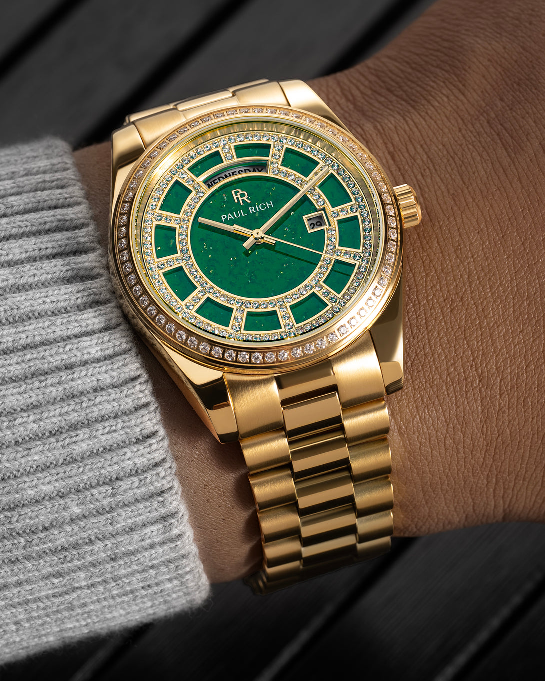Crown Legacy Gold - Aventurine Green