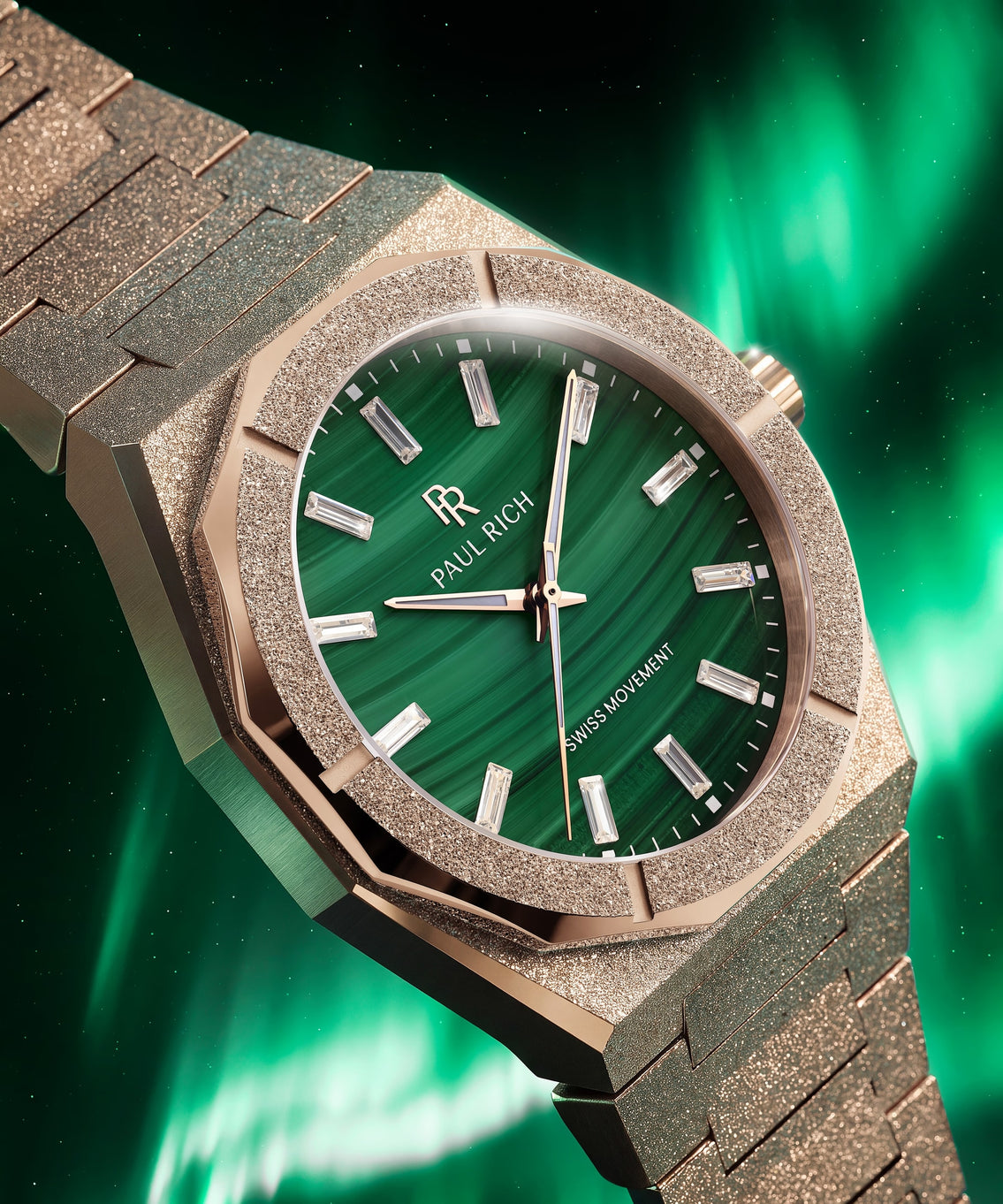 Frosted Star Dust II Malachite Aurora Rose Gold, close view of the green malachite dial in the frosted rose gold case